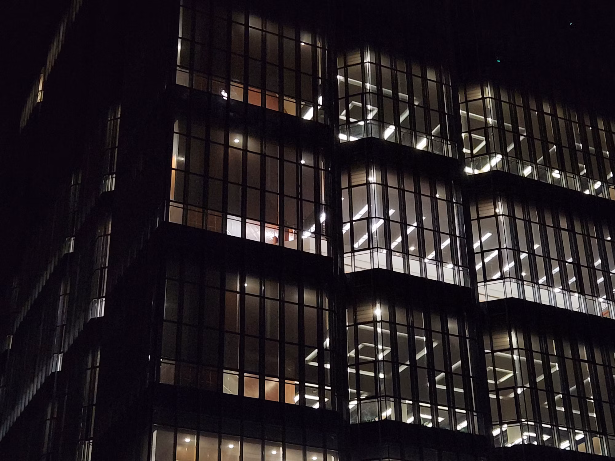 Exploring the Benefits and Challenges of Luxury Condominiums in Urban Development